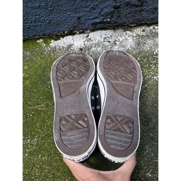 Converse Chuck Taylor Mens 8.5 All Star High Top Black Sneaker Skate Walking - Picture 2 of 7